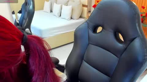 Snapshot of samanta_quinn chatting on December 20, 2025, 8:38 pm samantha online show from December 20, 2025, 8:38 pm