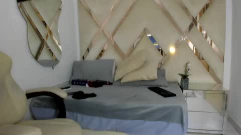 Snapshot of samantaht chatting on December 13, 2024, 2:27 pm samantaht online show from December 13, 2024, 2:27 pm