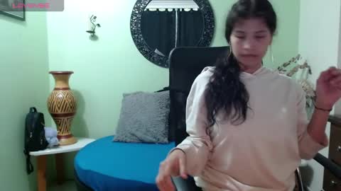 samantaortiz_ online show from January 6, 2026, 11:58 am