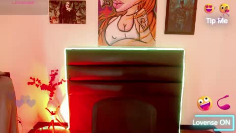 samantha__paez online show from May 28, 2026, 9:01 pm