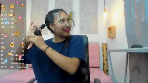    online show from December 4, 2025, 10:46 am