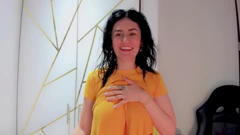 Snapshot of samantha_larusso_ chatting on October 18, 2025, 12:50 pm Andy online show from October 18, 2025, 12:50 pm