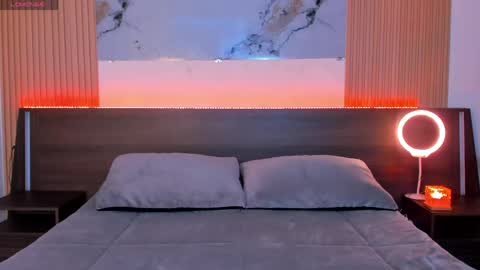 samantha_moons online show from April 21, 2026, 11:18 pm