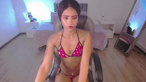 Snapshot of samantha_spike chatting on December 4, 2024, 1:09 pm Samantha online show from December 4, 2024, 1:09 pm