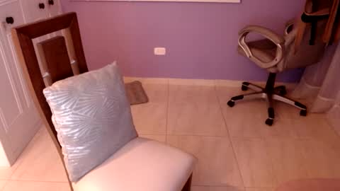 samantha_thompsoon online show from January 22, 2025, 11:21 pm