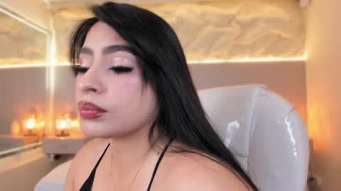  Samanthaa online show from May 16, 2026, 11:42 am