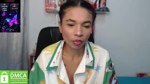 Snapshot of samanthaa_queen chatting on February 20, 2025, 10:37 am sam online show from February 20, 2025, 10:37 am