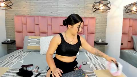 Snapshot of samanthafooxx chatting on January 24, 2025, 6:56 pm Samantha online show from January 24, 2025, 6:56 pm