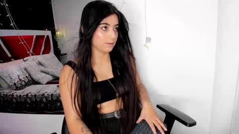 Snapshot of samanthafooxx chatting on February 6, 2025, 1:21 pm Samantha online show from February 6, 2025, 1:21 pm