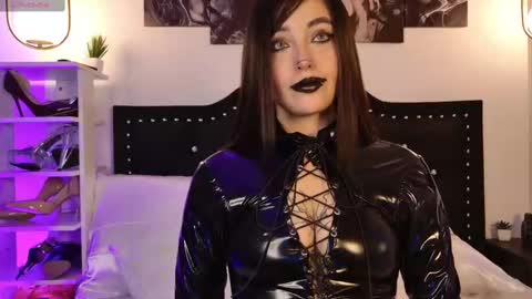 Snapshot of samanthagrant_ chatting on November 2, 2025, 1:35 pm IGSamanthaGrant 10 online show from November 2, 2025, 1:35 pm