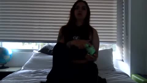 Snapshot of samanthahez chatting on July 10, 2026, 10:34 pm samanthahez online show from July 10, 2026, 10:34 pm
