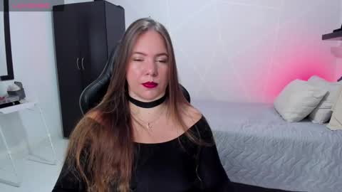 Samantha samy online show from October 12, 2025, 10:42 pm