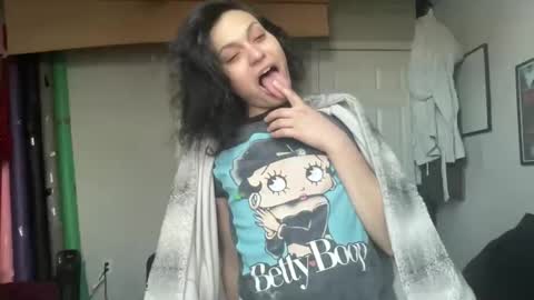 Snapshot of samanthasayten chatting on January 3, 2025, 1:03 pm Samantha SayTen online show from January 3, 2025, 1:03 pm