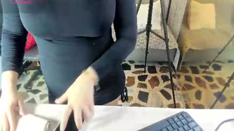 Snapshot of samaraanders chatting on June 18, 2026, 4:57 am Samara online show from June 18, 2026, 4:57 am