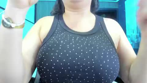 Snapshot of samaraanders chatting on June 25, 2026, 5:23 am Samara online show from June 25, 2026, 5:23 am