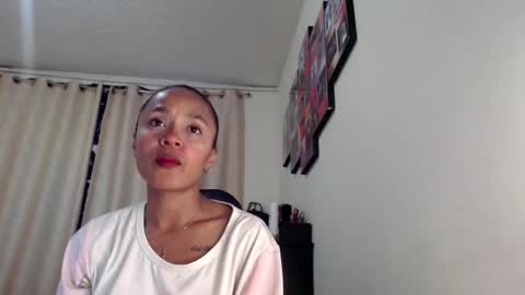 Snapshot of samary_thomas chatting on March 7, 2025, 12:15 am samary thomas online show from March 7, 2025, 12:15 am