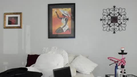 Yaya online show from February 8, 2025, 2:47 am