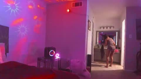 Yaya online show from February 18, 2026, 4:19 am