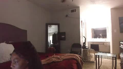 Yaya online show from April 12, 2026, 10:26 pm