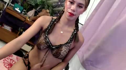 Snapshot of samatha_6969 chatting on April 13, 2026, 10:32 am samatha_6969 online show from April 13, 2026, 10:32 am