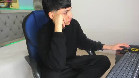 Snapshot of samblack_ chatting on June 24, 2026, 3:00 pm Sam online show from June 24, 2026, 3:00 pm