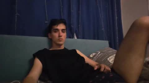 multitooman online show from October 15, 2025, 6:41 pm