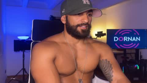 Snapshot of samdornan chatting on December 14, 2024, 12:55 am Sam Dornan online show from December 14, 2024, 12:55 am