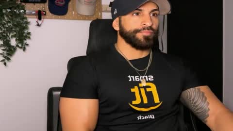 Snapshot of samdornan chatting on February 4, 2026, 12:38 am Sam Dornan online show from February 4, 2026, 12:38 am