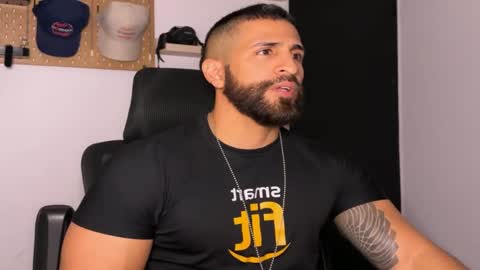 Snapshot of samdornan chatting on February 25, 2026, 12:42 am Sam Dornan online show from February 25, 2026, 12:42 am