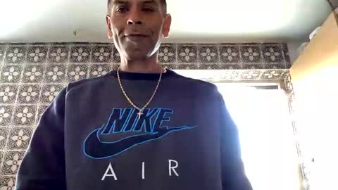 samegee online show from September 15, 2025, 2:39 pm