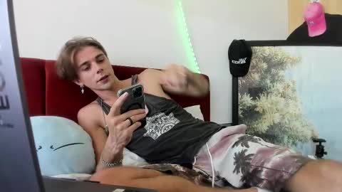 Snapshot of samgorgeous chatting on September 11, 2025, 5:18 am Fansly - Top4fans online show from September 11, 2025, 5:18 am