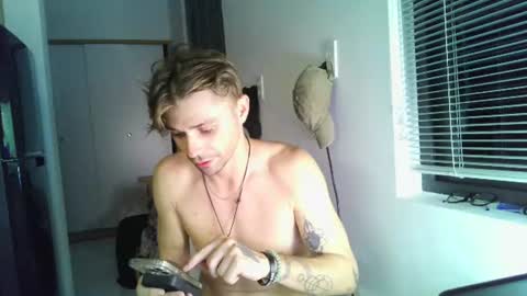 Snapshot of samgorgeous chatting on July 5, 2026, 9:22 pm Fansly - Top4fans online show from July 5, 2026, 9:22 pm
