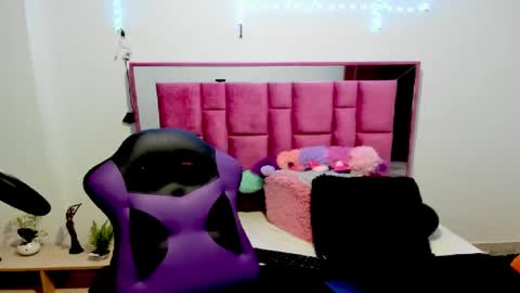 sami_cutte online show from January 24, 2025, 1:56 am