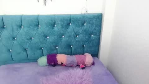 sami_cutte online show from February 25, 2025, 6:03 am