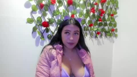 sami_cutte online show from March 7, 2025, 7:38 pm