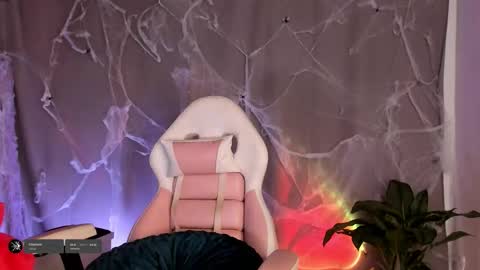 Sam    online show from November 6, 2025, 2:18 pm