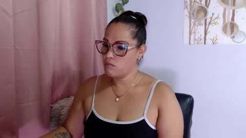 SAMIRA online show from April 17, 2026, 9:18 pm