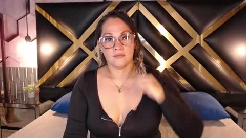 Snapshot of samira_lennox chatting on July 11, 2026, 6:54 pm SAMIRA online show from July 11, 2026, 6:54 pm