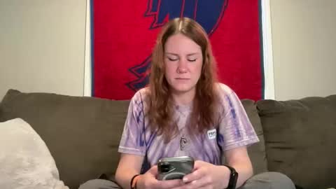 Snapshot of sammieplays chatting on May 23, 2026, 3:27 pm Playful Sammie online show from May 23, 2026, 3:27 pm