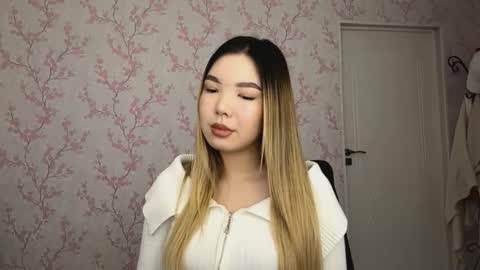 Elina online show from February 27, 2026, 7:41 am