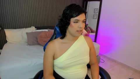 Snapshot of sammybrunette1 chatting on June 11, 2026, 8:29 pm Axel online show from June 11, 2026, 8:29 pm