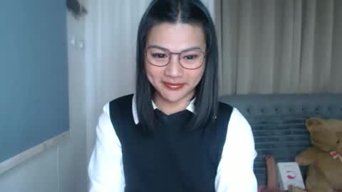 Snapshot of sammypretty19 chatting on March 3, 2026, 12:17 am im throat fucker online show from March 3, 2026, 12:17 am