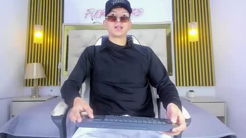 SAMMY online show from September 9, 2025, 12:05 pm