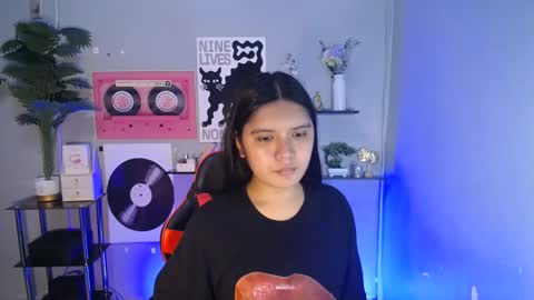 Snapshot of sampaguita_pinayxx chatting on April 9, 2026, 10:53 am SOFIA online show from April 9, 2026, 10:53 am