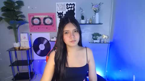 Snapshot of sampaguita_pinayxx chatting on April 10, 2026, 11:59 am SOFIA online show from April 10, 2026, 11:59 am