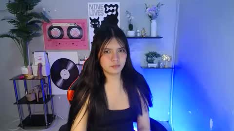 Snapshot of sampaguita_pinayxx chatting on April 13, 2026, 2:55 pm SOFIA online show from April 13, 2026, 2:55 pm