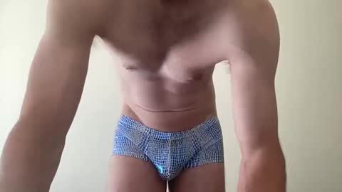 Snapshot of samt2527 chatting on March 1, 2025, 4:47 am SamT online show from March 1, 2025, 4:47 am