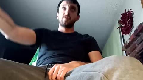 Snapshot of samthebully chatting on October 6, 2025, 5:49 am SamTheBully online show from October 6, 2025, 5:49 am