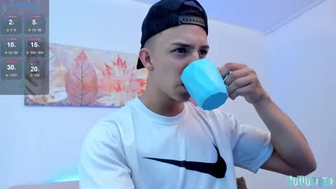 Snapshot of samuel_up chatting on October 1, 2025, 3:45 am Samuel online show from October 1, 2025, 3:45 am