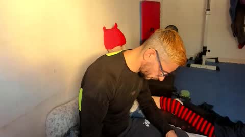 Snapshot of samuraijiu1 chatting on December 14, 2025, 2:33 pm Samuraijiu online show from December 14, 2025, 2:33 pm